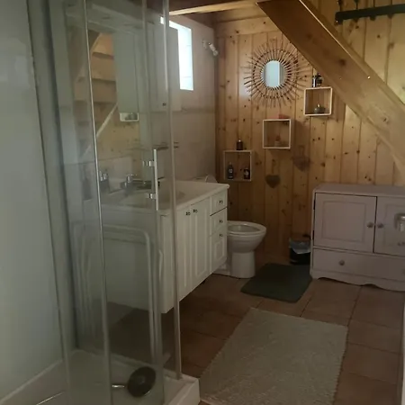 La Salamandre Semesterbostad
